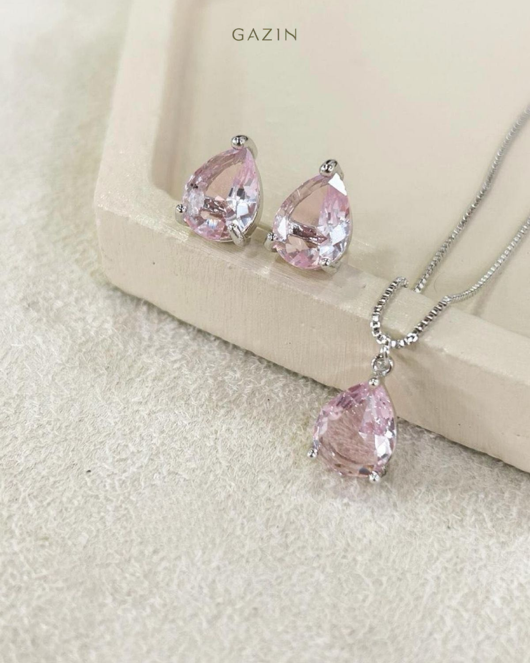 Conjunto Gota Rosa