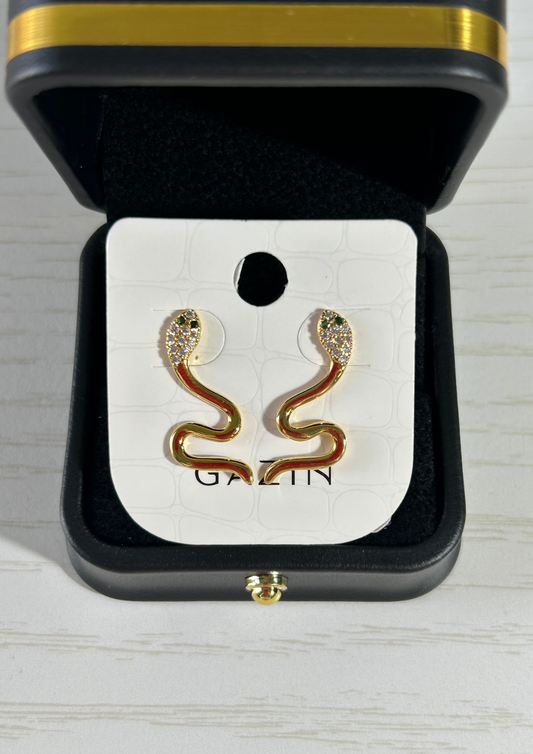 Brinco Serpente Cravejada